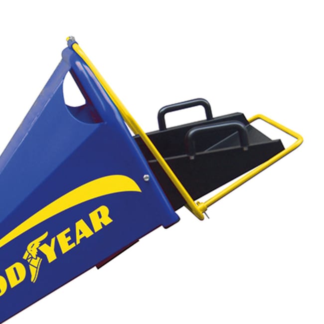 Biotrituradora de Ramas Gasolina 6,5HP 4.100 W. Biotrituradora Ramas Chasis de Acero. Producto montado, listo para usar- Goodyear
